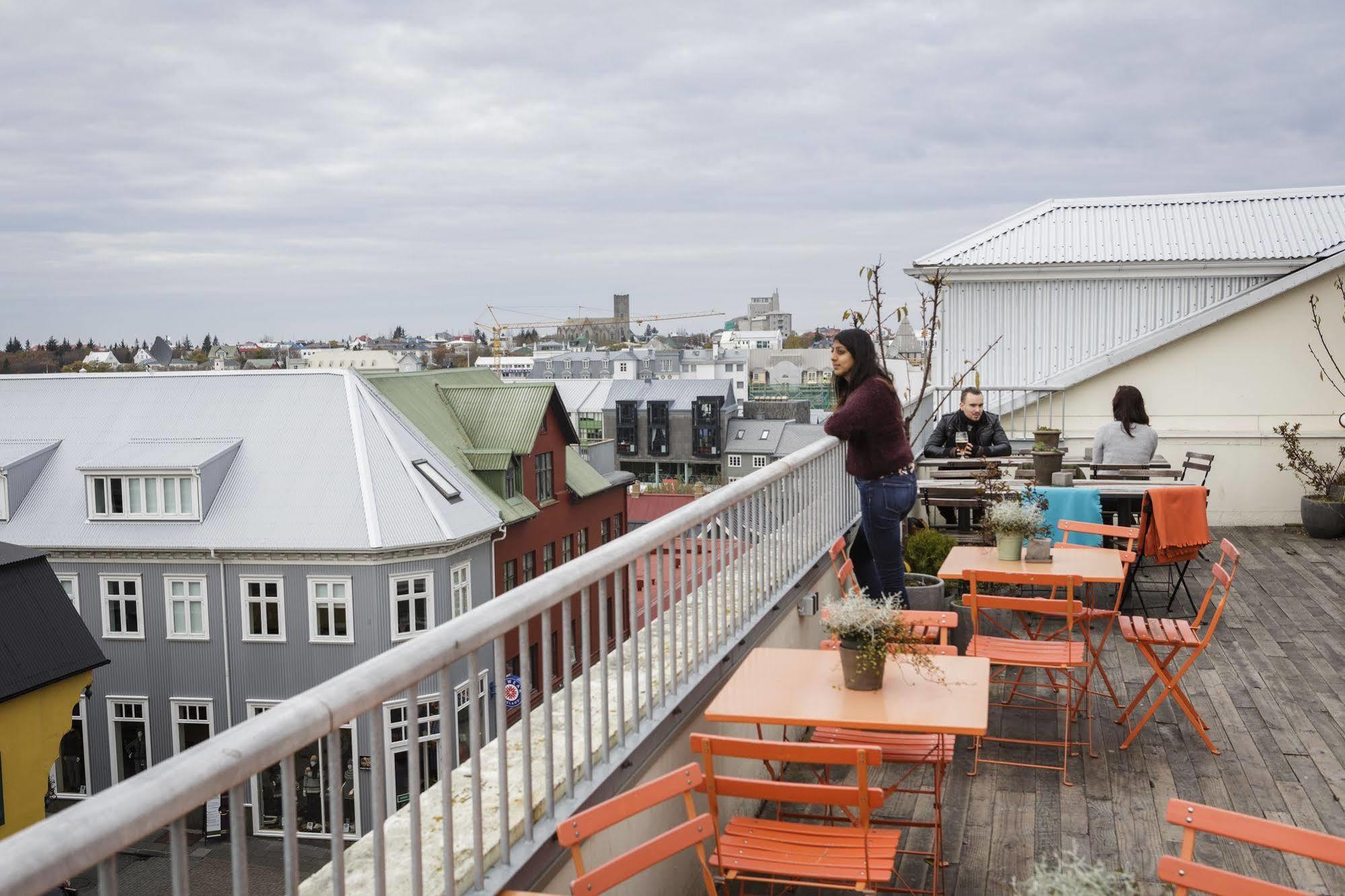 Loft - Hi Eco Hostel Reykjavik Bagian luar foto